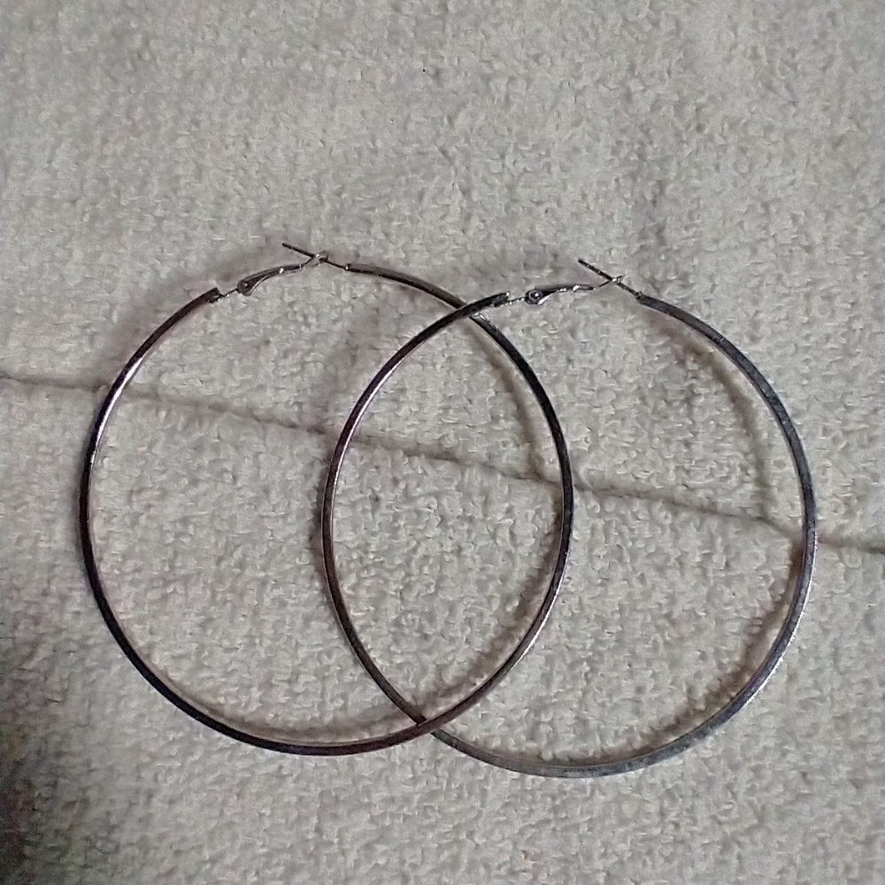 Huge silvertone 3 inch hoop earrings pierced
